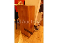 3 houten krukken - afbeelding 3 van  4