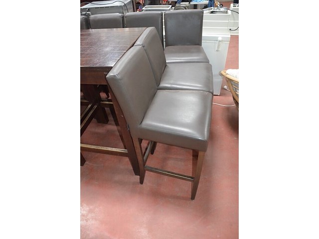 3 houten staantafels afm. 70x70x110cm , ligstoel hout, 8 barstoelen bruin leder mar meubelen (1,8,30) - afbeelding 3 van  12