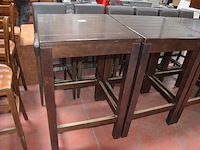 3 houten staantafels afm. 70x70x110cm , ligstoel hout, 8 barstoelen bruin leder mar meubelen (1,8,30) - afbeelding 8 van  12