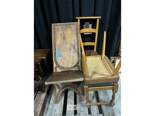 3 houten stoelen + 1 ligstoel - afbeelding 2 van  5