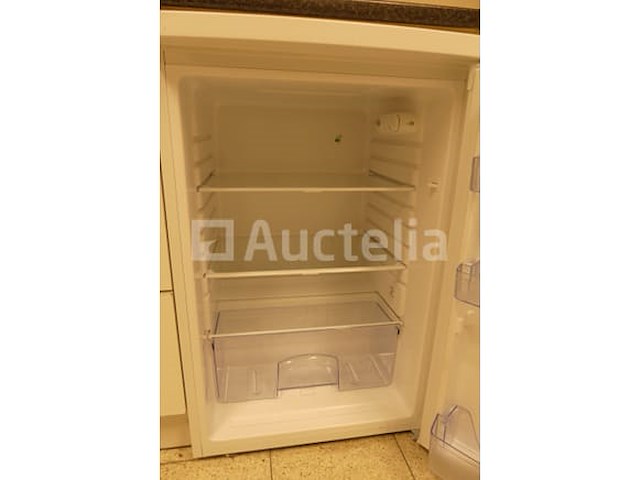 3 huishoudelijke apparaten - afbeelding 1 van  16