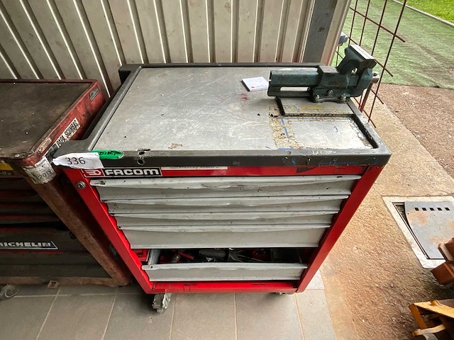 3 industriële gereedschapswagens op wielen, waaronder 2× facom - afbeelding 9 van  14