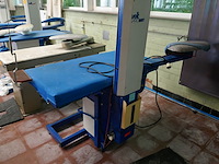 3 industriele strijktafels veit / aspiromat - afbeelding 2 van  9