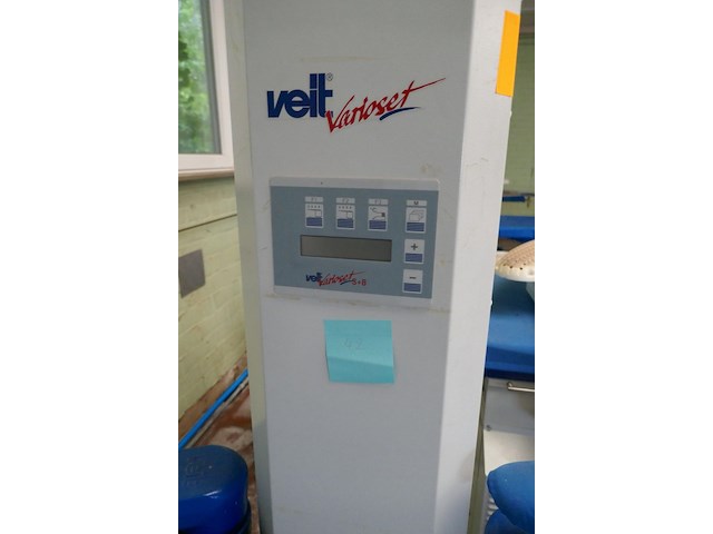 3 industriele strijktafels veit - afbeelding 8 van  11