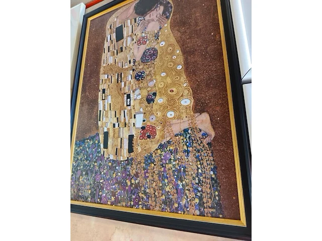 3 ingelijste wandversieringen, 1 reproductie schilderij "de kus" gustav klimt - afbeelding 7 van  11