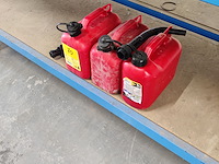 3 jerrycans van 5 liter - afbeelding 1 van  1