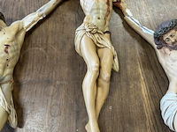 3 jezus – crucifixen - afbeelding 2 van  3