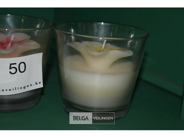 3 kaarsjes in bloemvorm - afbeelding 2 van  3