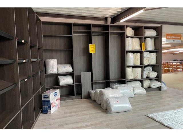 3 kasten - afbeelding 2 van  8