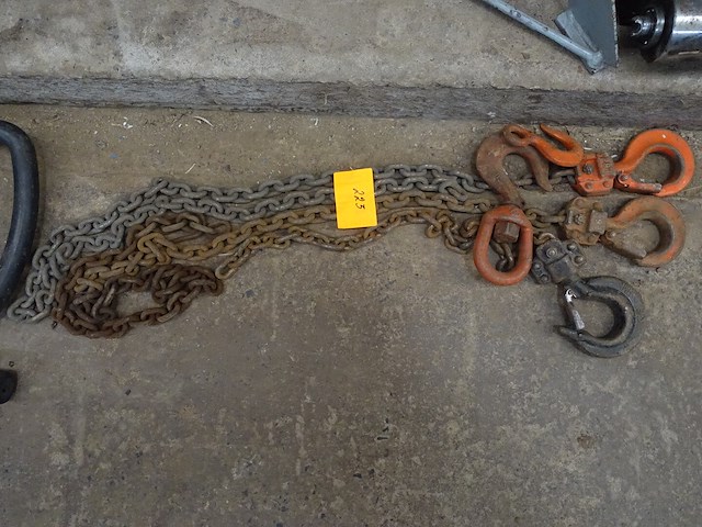 3 kettingen met haak - afbeelding 1 van  1