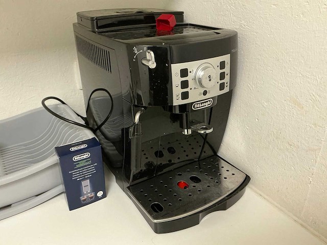 3 keukenmachines - afbeelding 1 van  9