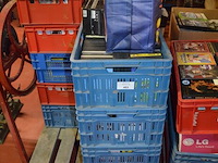3 kisten en 1 draagtas gevuld met ca. 320 dvd's - afbeelding 1 van  9