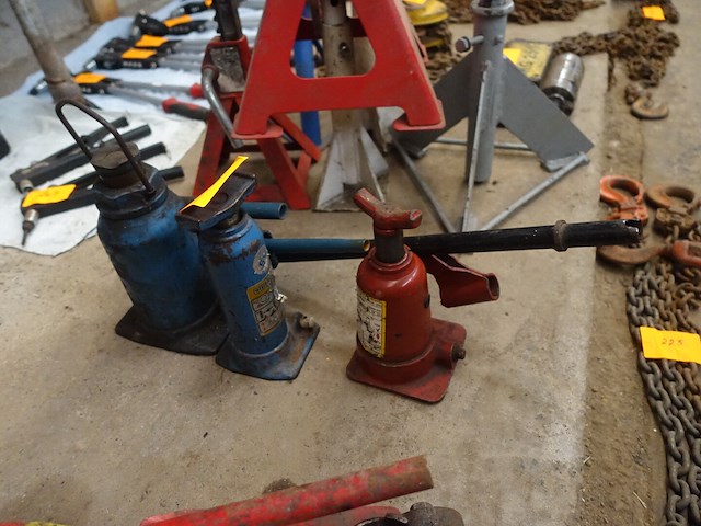 3 kriks - afbeelding 2 van  2