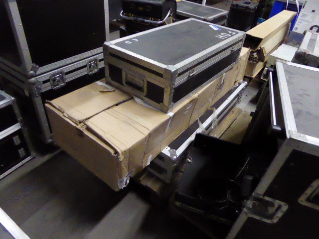 3 lege flightcases - afbeelding 1 van  2