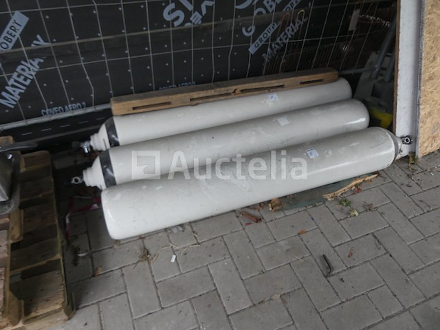 3 lege luchtcilinders - afbeelding 1 van  4