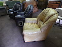 3 leren fauteuils - afbeelding 8 van  11