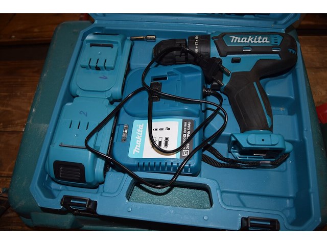 3 makita accuboormachines werking onbekend - afbeelding 12 van  13