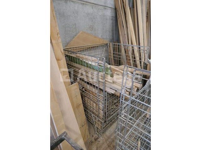 3 metalen gitterboxen met inhoud - afbeelding 3 van  4