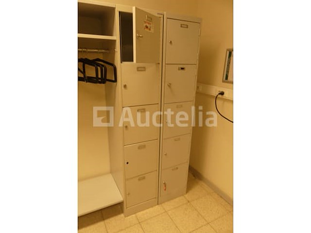 3 metalen kasten - afbeelding 8 van  18