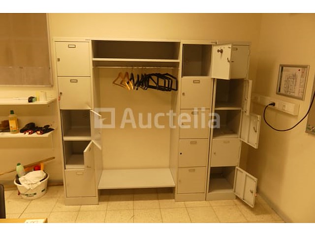 3 metalen kasten - afbeelding 18 van  18