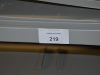 3 metalen rekken voor lichte vrachtwagen afm. 127x36x116 , 127x36x135, 127x36x135 - afbeelding 7 van  11