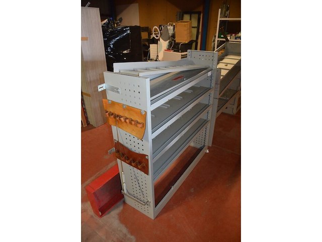 3 metalen rekken voor lichte vrachtwagen afm. 127x36x116 , 127x36x135, 127x36x135 - afbeelding 8 van  11
