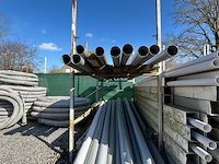 3 metalen rekken/palletten - afbeelding 3 van  3