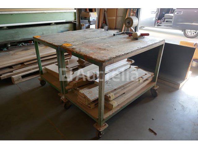 3 metalen werkbanken met bodemschap - afbeelding 1 van  3