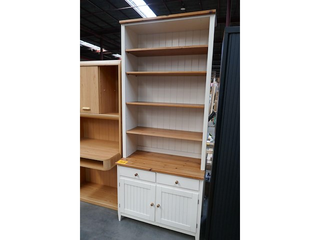 3 meubelstukken - afbeelding 2 van  9