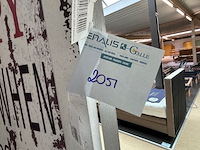 3 nepplanten - afbeelding 2 van  4