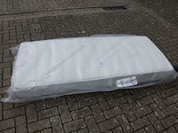 3 nieuwe matrassen 90x200, 80x200 (2x)