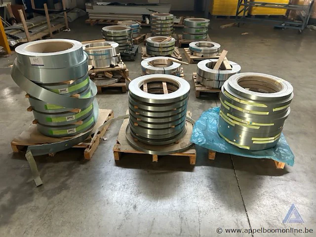 3 paletten aluminium coils, diverse types en afmetingen - afbeelding 1 van  4