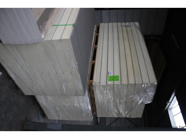 3 paletten inhoudende gyprocgipsplaten vortex gypsotherm 120x600 - afbeelding 1 van  2