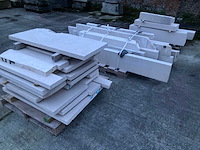 3 paletten platen/blokken witsteen - afbeelding 1 van  10