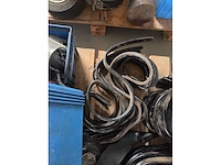 3 palleten met landbouw machine toebehoren - afbeelding 10 van  22