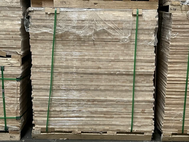 3 palletten balsa hout panelen - afbeelding 1 van  4