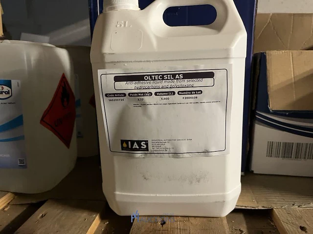 3 palletten diverse sprays, vetten en onderhoudsproducten - afbeelding 5 van  22