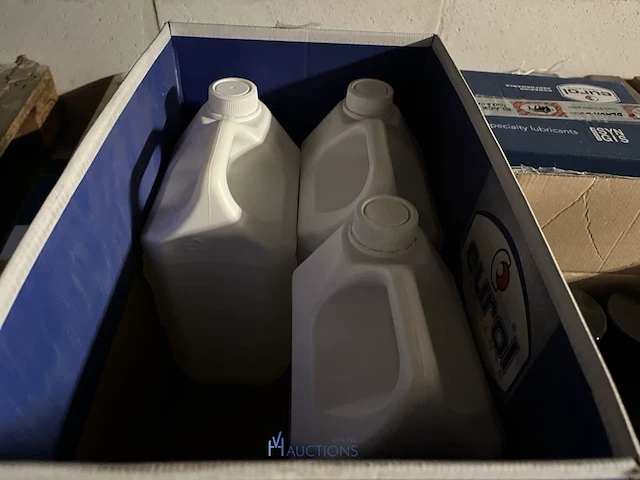 3 palletten diverse sprays, vetten en onderhoudsproducten - afbeelding 6 van  22