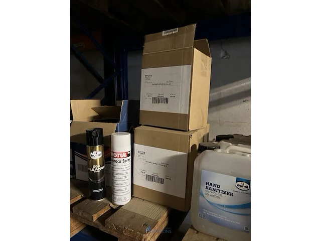3 palletten diverse sprays, vetten en onderhoudsproducten - afbeelding 10 van  22