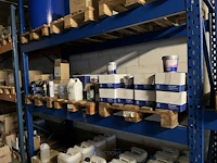 3 palletten diverse sprays, vetten en onderhoudsproducten