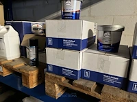 3 palletten diverse sprays, vetten en onderhoudsproducten - afbeelding 20 van  22
