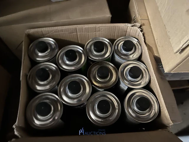 3 palletten onderhoudsproducten wynn's - afbeelding 21 van  22