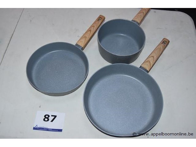 3 pannen - afbeelding 2 van  2
