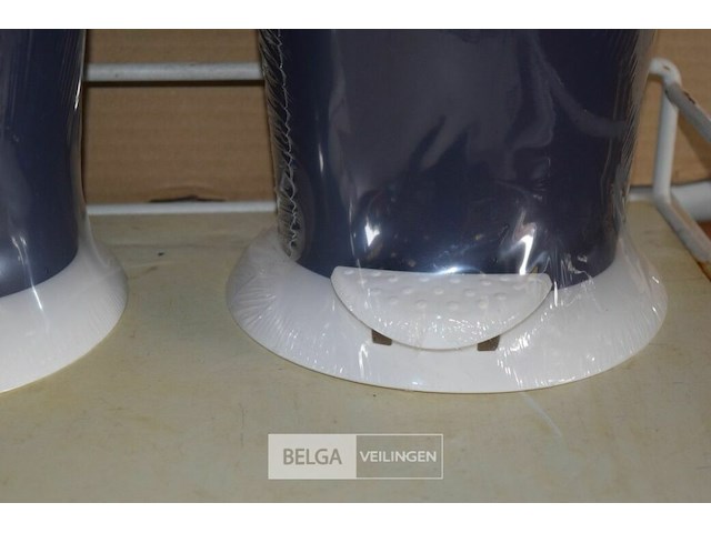 3 pedaal vuilnisbakken 6l - afbeelding 2 van  2