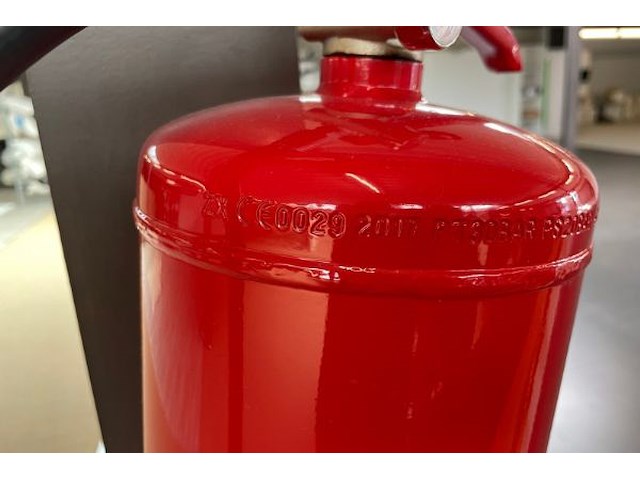 3 poedersnelblussers adrd 9 kg - afbeelding 4 van  6