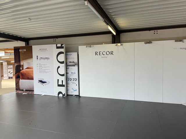 3 promowanden met verlichting recor/revor - afbeelding 1 van  7