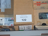 3 pvc bakken met inox bouten en houtschroeven - afbeelding 4 van  6