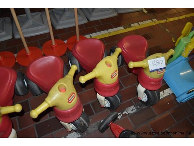 3 pvc loopfietsjes - afbeelding 1 van  1