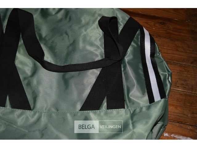 3 reistassen - afbeelding 2 van  2