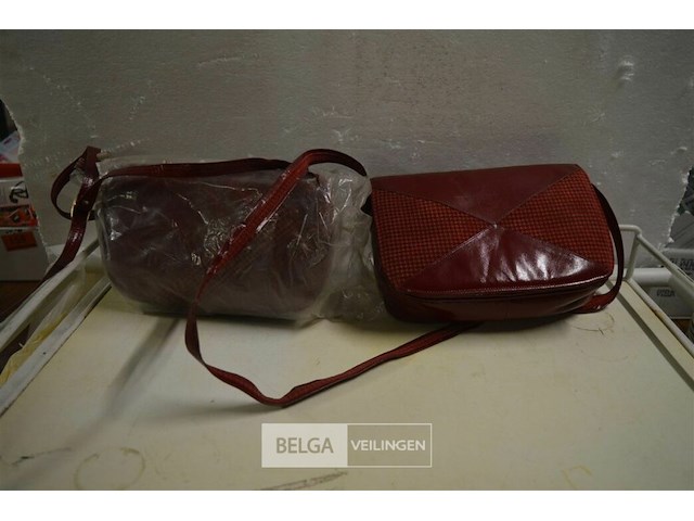 3 rode handtassen - afbeelding 1 van  3